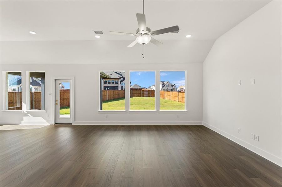 07. 3825 Selborne - Family