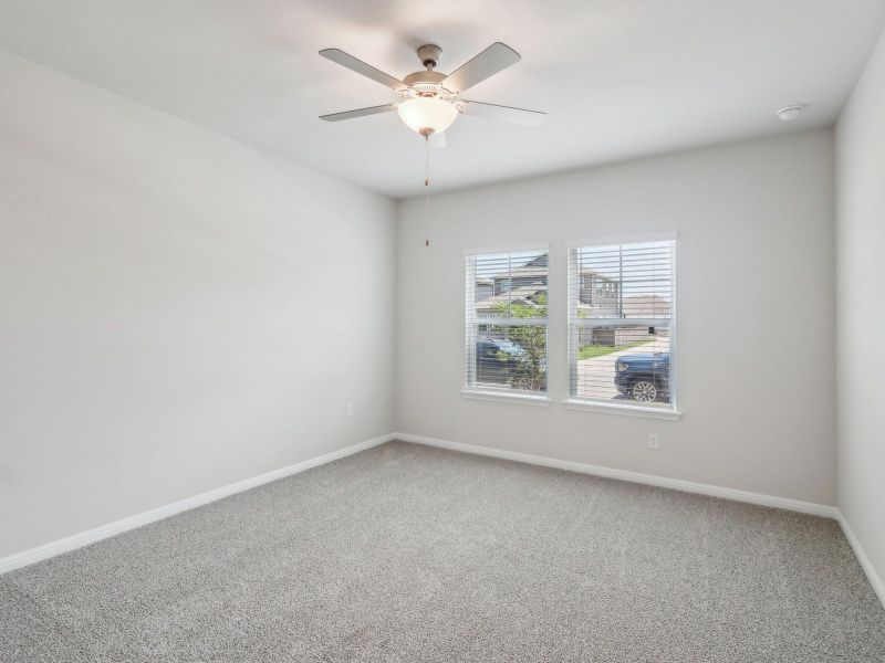 Spacious, unfurnished interior of a new home in Flora, Hutto (Image 8).