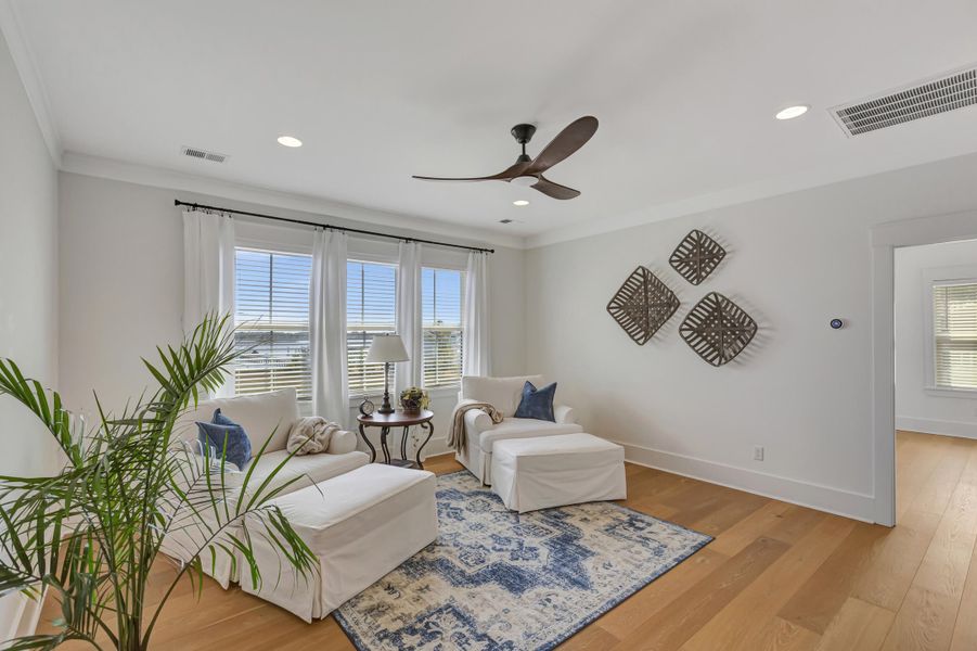 Furnished interior view inside a new home in , Wando (Image 32).