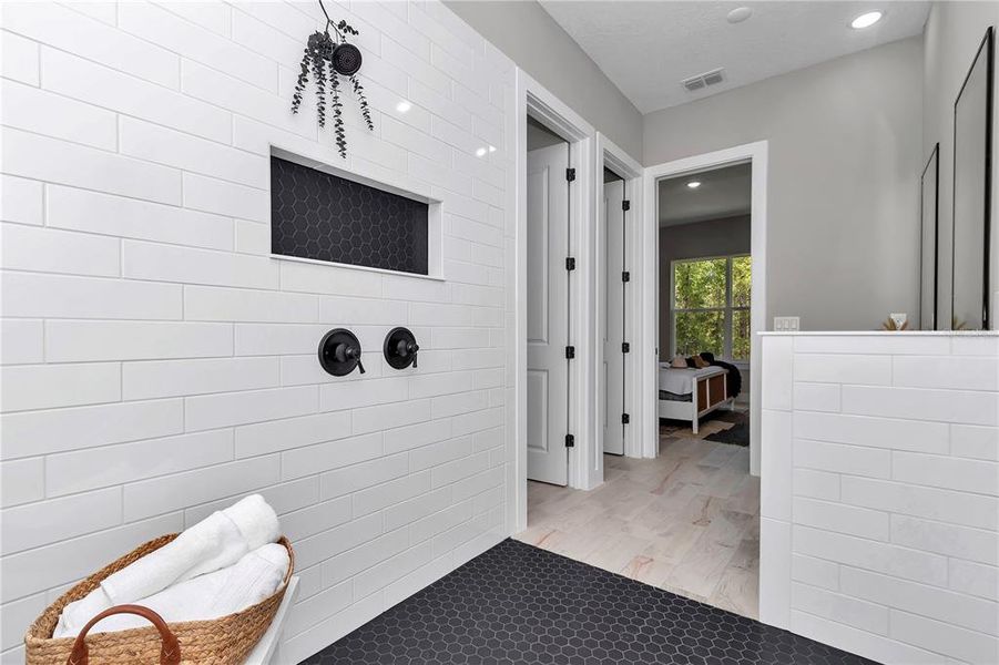 Furnished interior view inside a new home in , Ocala (Image 11).