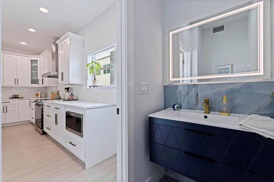 Furnished interior view inside a new home in , Tampa (Image 12).