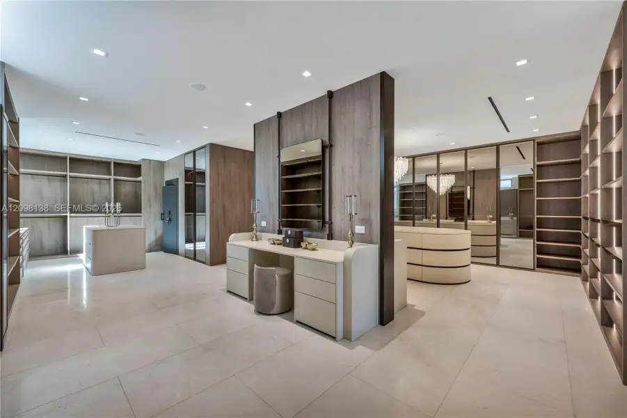 Furnished interior view inside a new home in , Fort Lauderdale (Image 11).