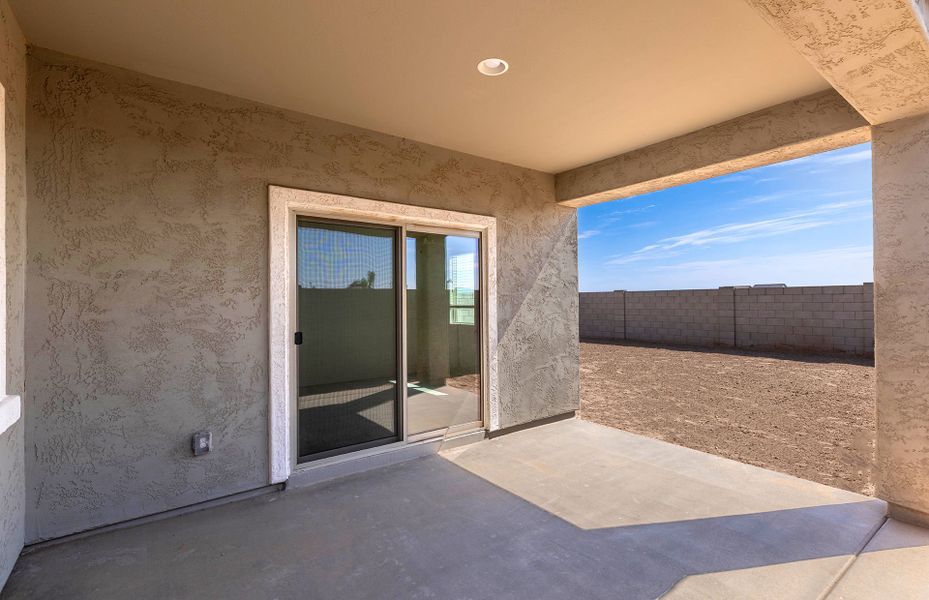 Exterior details and patio area of a home in El Rancho Santa Rosa, Maricopa (Image 20).