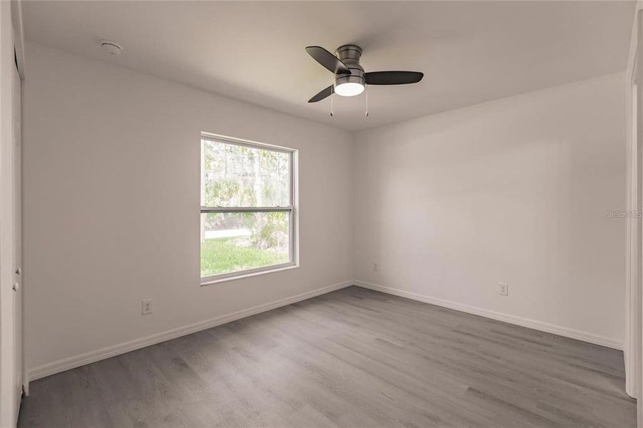 Spacious, unfurnished interior of a new home in , Punta Gorda (Image 16).