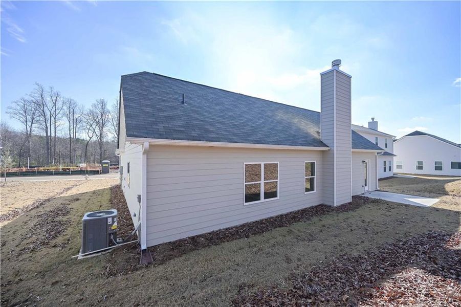 Exterior details and patio area of a home in , Villa Rica (Image 3).