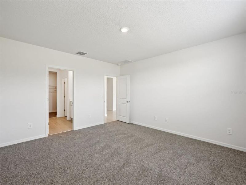 Spacious, unfurnished interior of a new home in Benton Hills - Classic Series, Brooksville (Image 33).