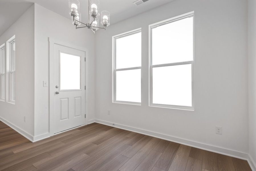Spacious, unfurnished interior of a new home in Sage Farms, White House (Image 23).