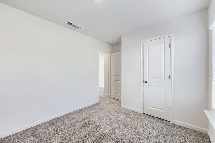 Spacious, unfurnished interior of a new home in Patriot Estates, Venus (Image 25).