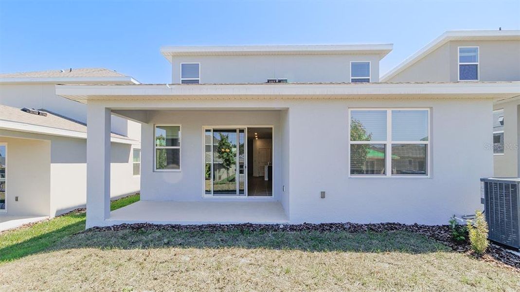 Exterior details and patio area of a home in , Minneola (Image 3).