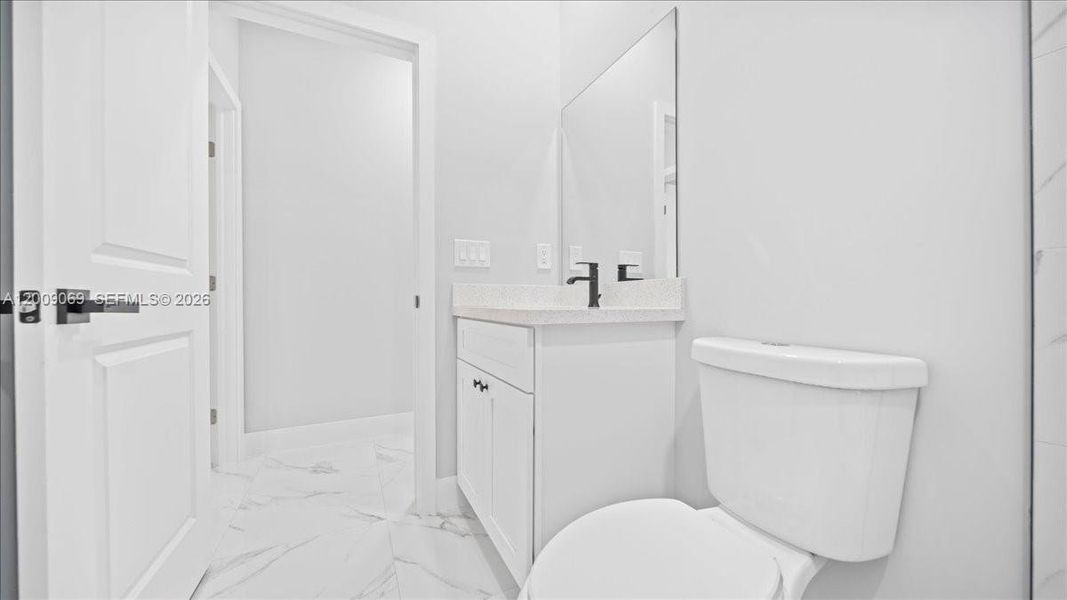 Furnished interior view inside a new home in , Cape Coral (Image 9).