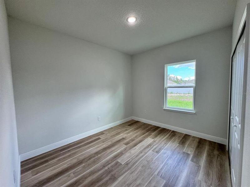 Spacious, unfurnished interior of a new home in , Ocala (Image 11).
