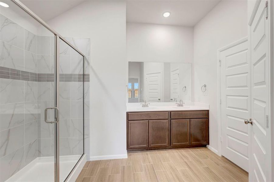 Furnished interior view inside a new home in Sagebrook, Argyle (Image 13). Furnished interior view inside a new home in Sagebrook, Argyle (Image 13).