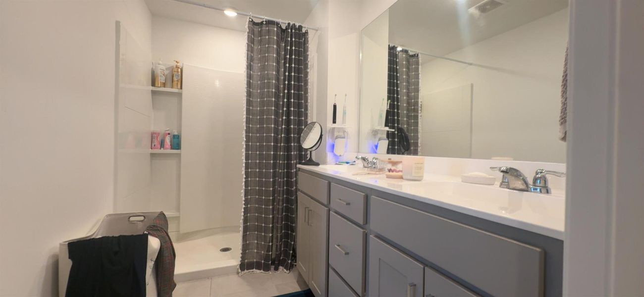 Furnished interior view inside a new home in , Palm Bay (Image 26). Furnished interior view inside a new home in , Palm Bay (Image 26).