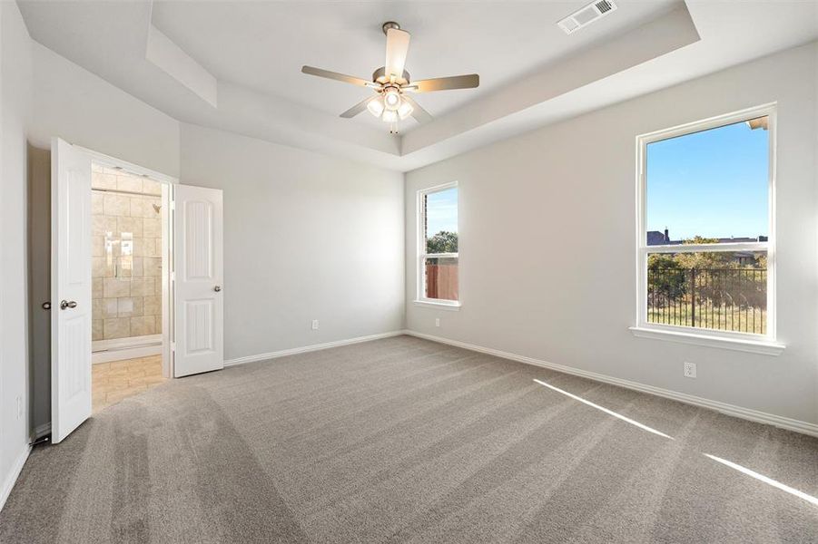 Spacious, unfurnished interior of a new home in Morningstar, Aledo (Image 33).