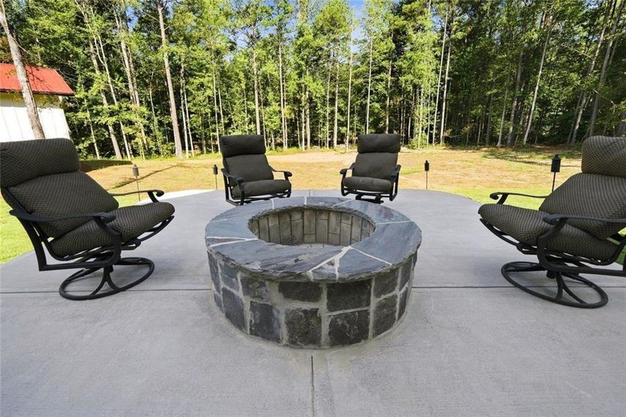 Community amenities in , Canton (Image 58).