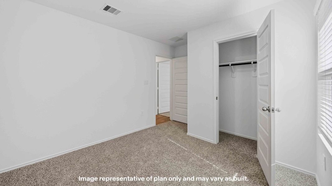 Representative unfurnished interior of a home built from the Caribou by D.R. Horton in Deer Meadows, Odessa (Image 24).