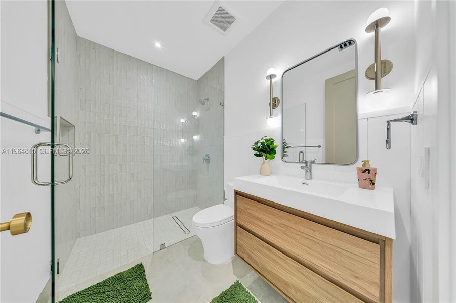 Furnished interior view inside a new home in , Miami (Image 33). Furnished interior view inside a new home in , Miami (Image 33).