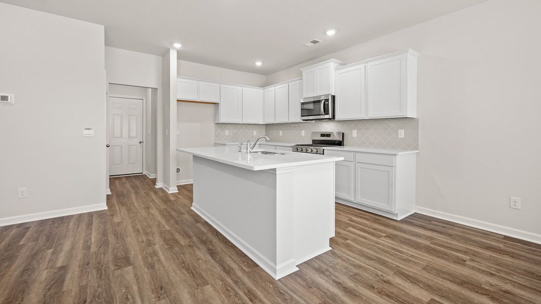 Representative furnished interior of a home built from the Saratoga by D.R. Horton in Poplar Preserve, Newnan (Image 6).