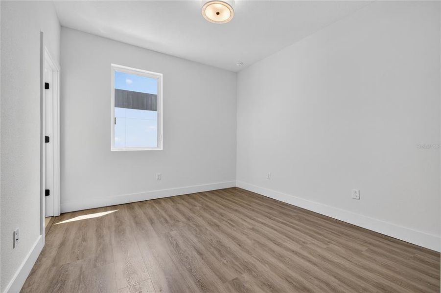 Spacious, unfurnished interior of a new home in , St. Petersburg (Image 24).