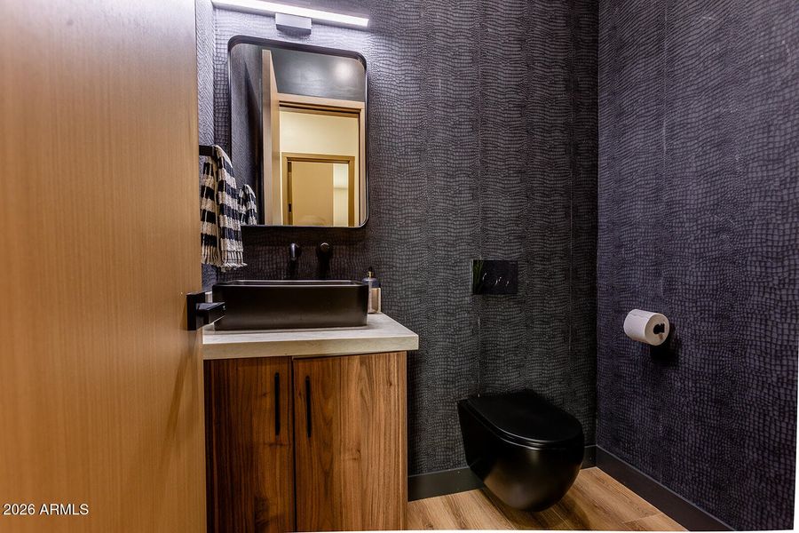 2536 E Indianola Ave-17