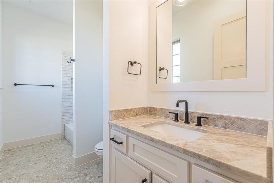 Furnished interior view inside a new home in , Northlake (Image 19).