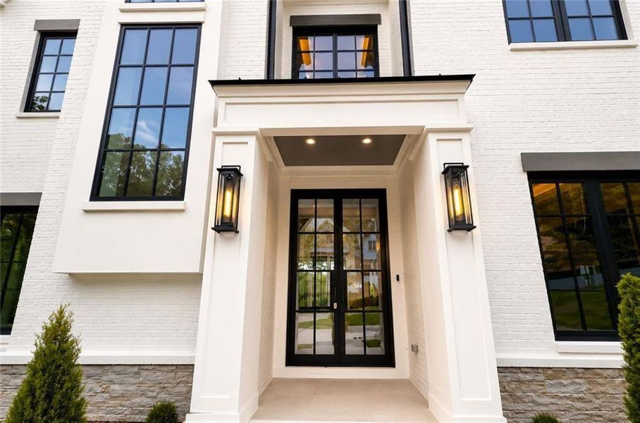 Exterior details and patio area of a home in , Alpharetta (Image 30).