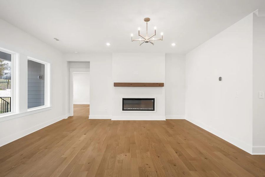 The Dahlia B Family Room