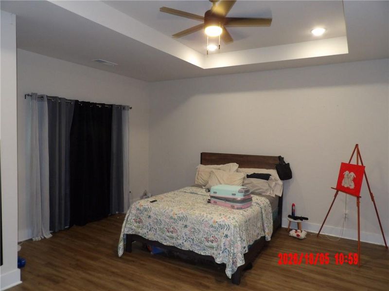 Furnished interior view inside a new home in , Gainesville (Image 9).