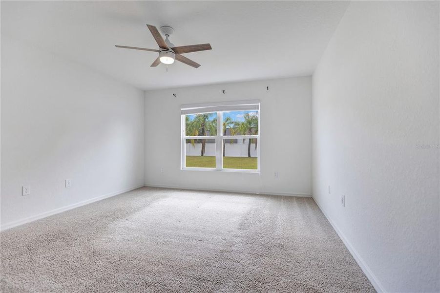 Spacious, unfurnished interior of a new home in Sand Lake Groves, Bartow (Image 16). Spacious, unfurnished interior of a new home in Sand Lake Groves, Bartow (Image 16).