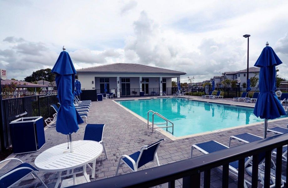 Community amenities in , Homestead (Image 32).