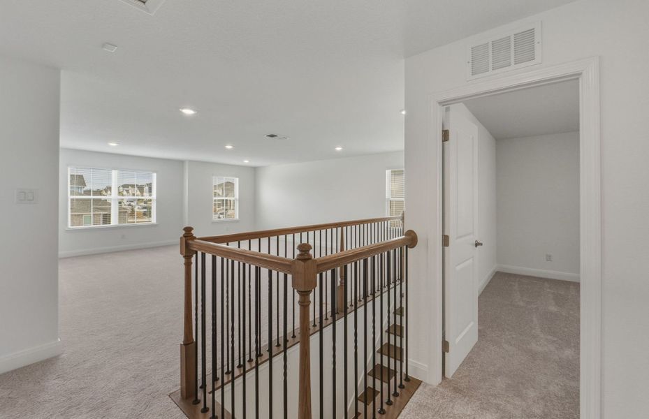 Spacious, unfurnished interior of a new home in Patterson Ranch, Georgetown (Image 20). Spacious, unfurnished interior of a new home in Patterson Ranch, Georgetown (Image 20).