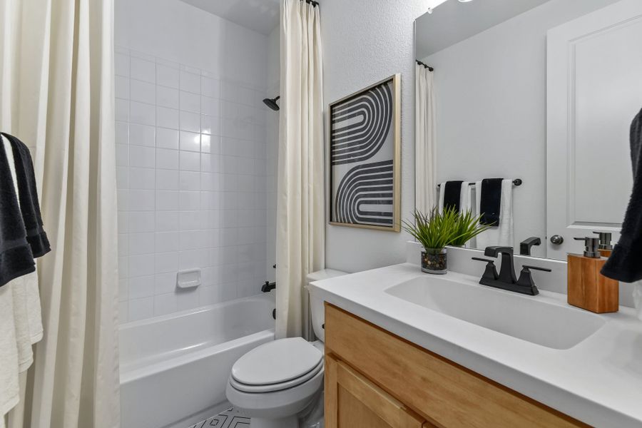 Plan 1148 Secondary Bathroom Representative Photo