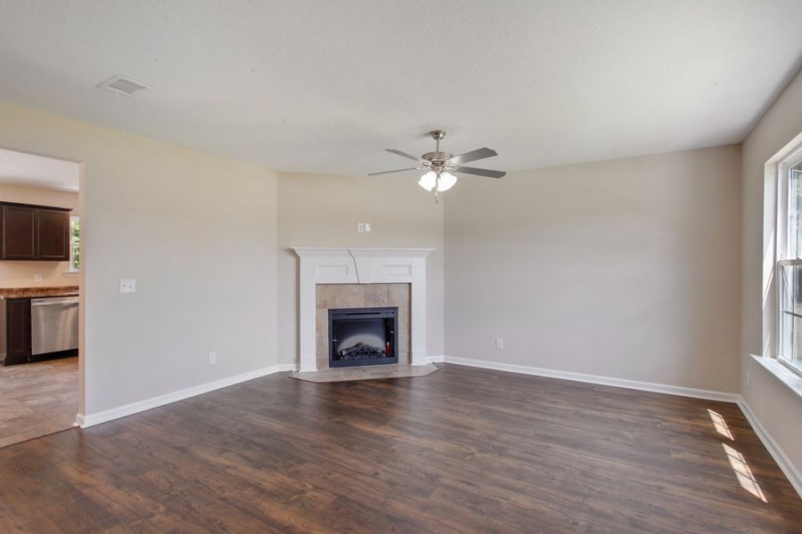 Representative unfurnished interior of a home built from the The Pamona by RTS Homes in Grand Reserve, Hinesville (Image 23).