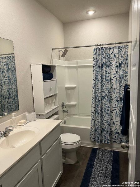 Furnished interior view inside a new home in , San Antonio (Image 18). Furnished interior view inside a new home in , San Antonio (Image 18).