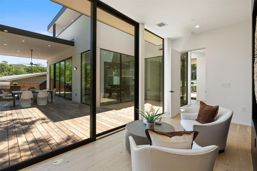 Furnished interior view inside a new home in , Austin (Image 15). Furnished interior view inside a new home in , Austin (Image 15).