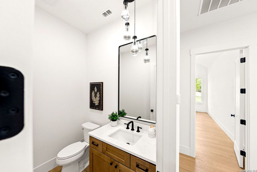 Furnished interior view inside a new home in , Boerne (Image 15).