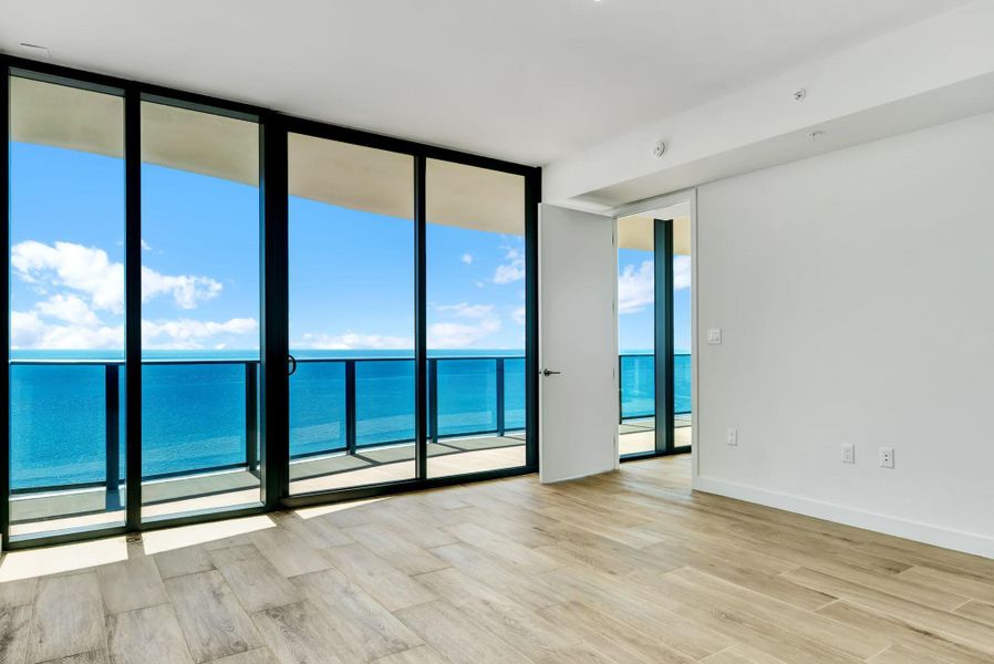 Furnished interior view inside a new home in , Pompano Beach (Image 6).