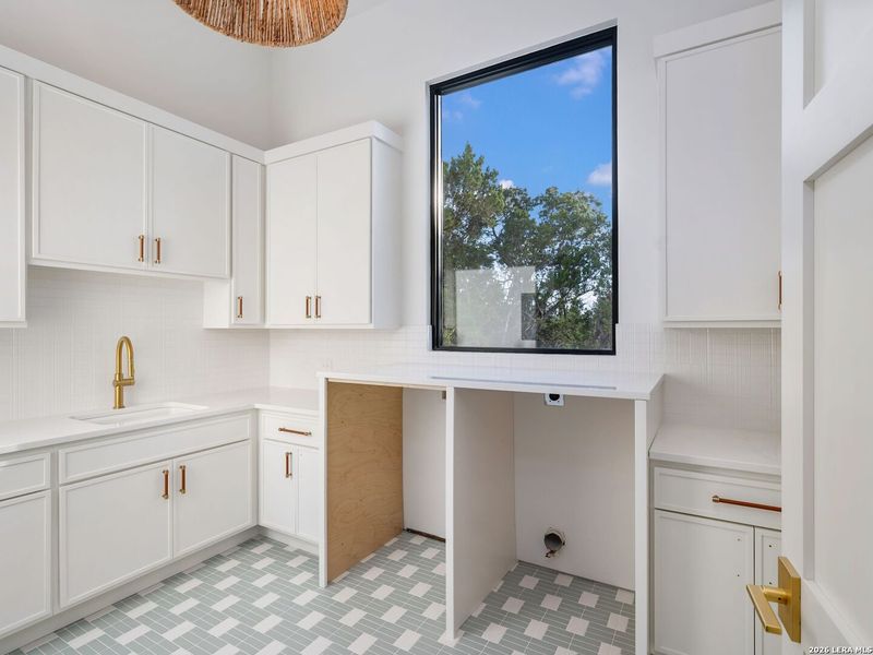 Furnished interior view inside a new home in , San Antonio (Image 18).