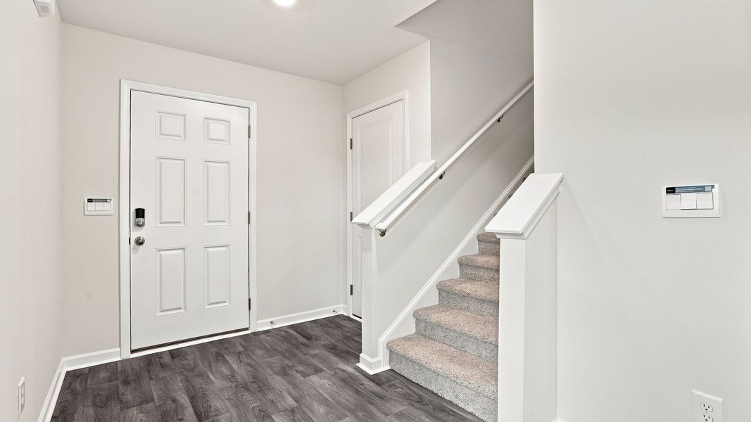 Spacious, unfurnished interior of a new home in Carter Ridge, Greenville (Image 14).