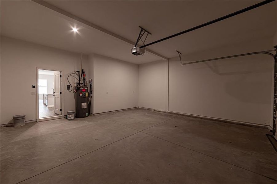 Spacious, unfurnished interior of a new home in Enclave at Edgewater, Canton (Image 63).