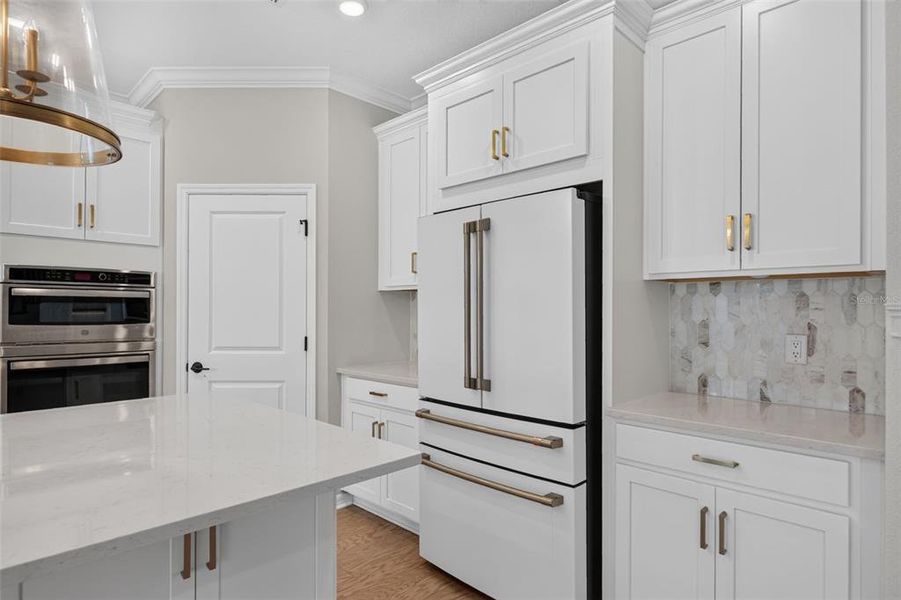 Furnished interior view inside a new home in , Bradenton (Image 16).