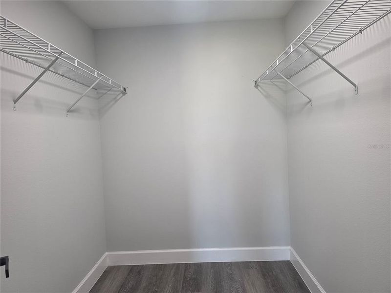 Spacious, unfurnished interior of a new home in , Ocala (Image 27).