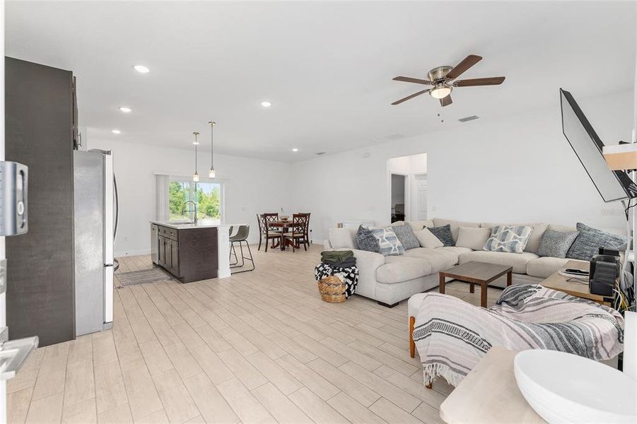 Furnished interior view inside a new home in , Ocala (Image 37).