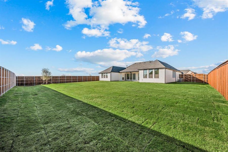 Exterior details and patio area of a home in NorthGlen, Haslet (Image 3). Exterior details and patio area of a home in NorthGlen, Haslet (Image 3).