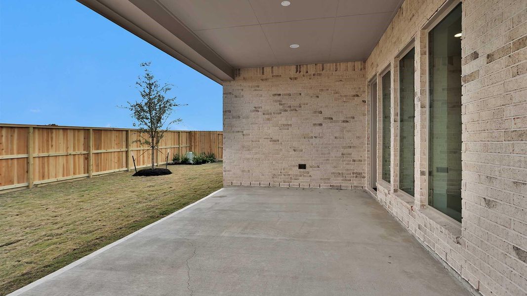 Exterior details and patio area of a home in Valencia 50', Manvel (Image 4). Exterior details and patio area of a home in Valencia 50', Manvel (Image 4).