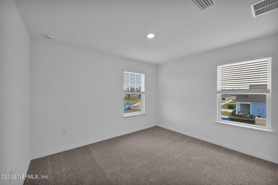 Spacious, unfurnished interior of a new home in Hyland Trail, Green Cove Springs (Image 40).