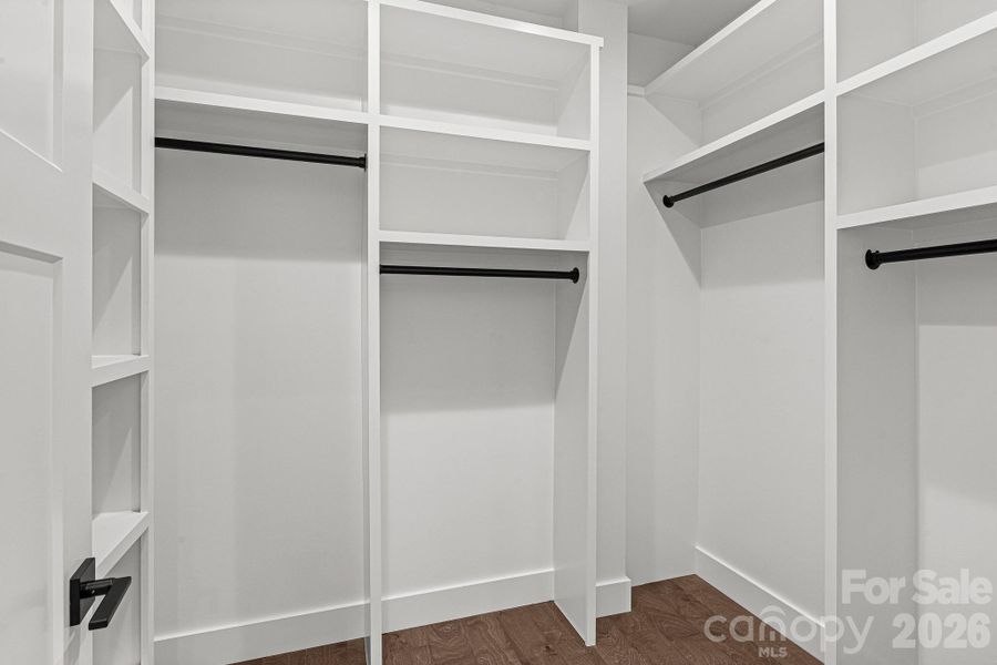 Image 43 of a home in .