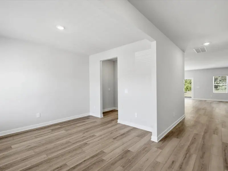 Spacious, unfurnished interior of a new home in Shiloh Valley, Piedmont (Image 10). Spacious, unfurnished interior of a new home in Shiloh Valley, Piedmont (Image 10).