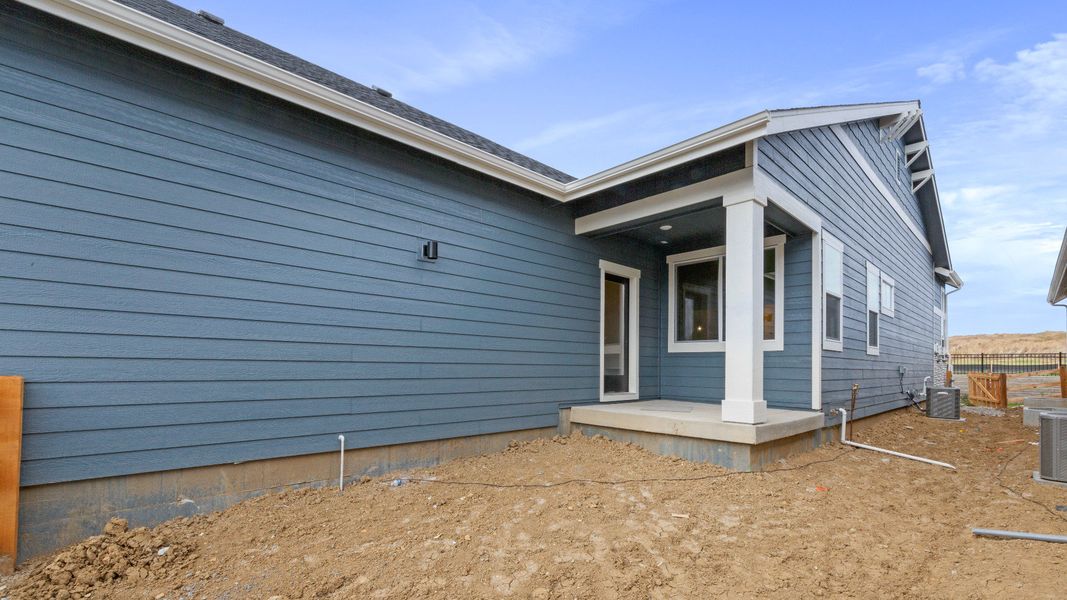 Exterior details and patio area of a home in Dillon Pointe - City, Broomfield (Image 22).
