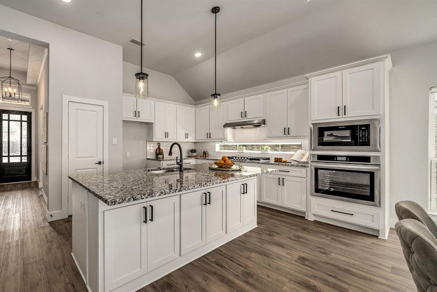 Furnished interior view inside a new home in Edgewood Creek, Celina (Image 17).